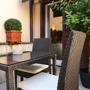 Intown Luxury House Pensionat