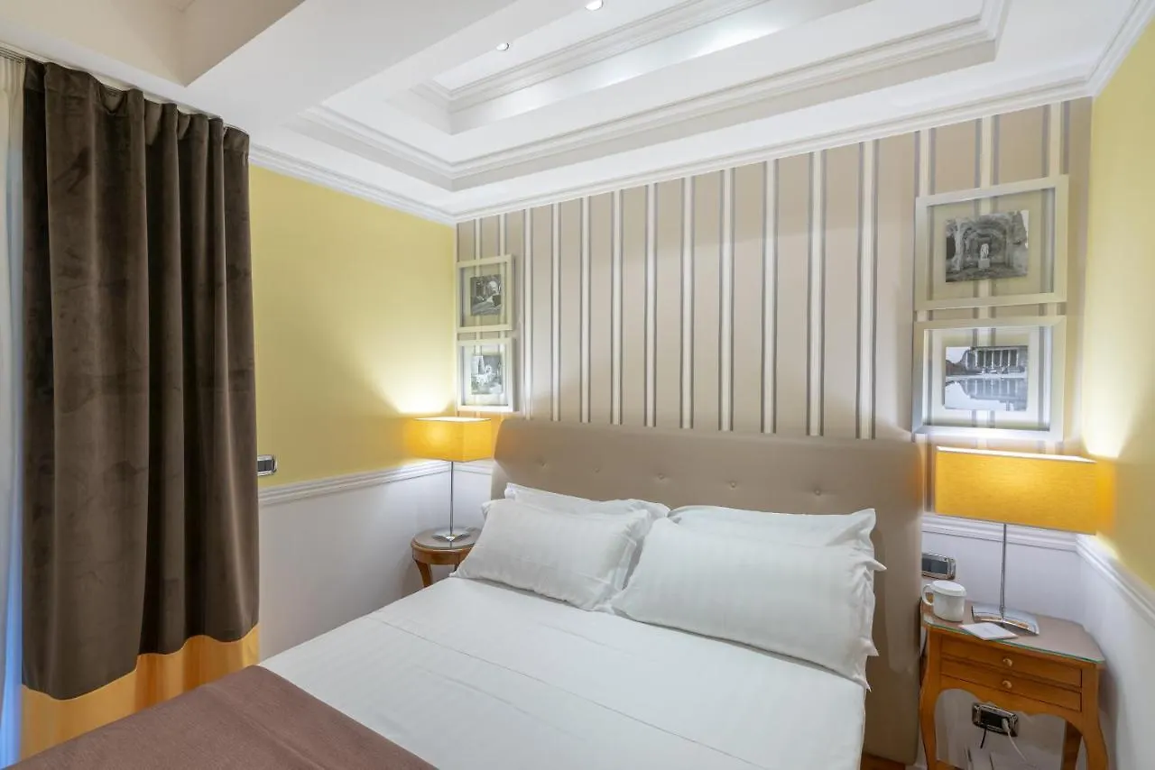 Palazzo Turchini Ξενοδοχείο Νάπολη 4*,  Ιταλία